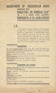 716255 Folder ‘Raadgevingen op Huishoudelijk Gebied’, aangeboden door Drogisterij “De Vergulde Lelie”, M.J.A.G. Klaver, ...